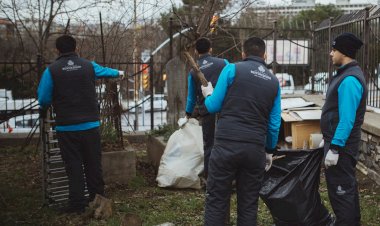 İBB TARİHİ MAÇKA MEZARLIĞINI TEMİZLEDİ