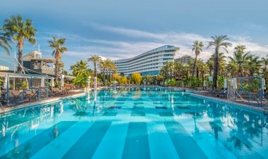 Concorde De Luxe Resort ‘Sağlık ve Hijyen Alanında Antalya’nın En İyisi’ ödülünü aldı