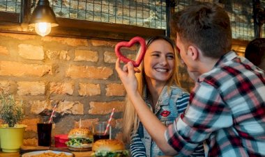 Sevgililer Günü gibi özel günlerde akşam yemeğinde nereleri tercih ediyoruz?