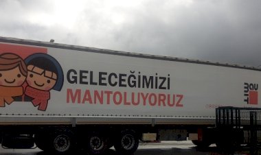 DEPREM BÖLGESİNDEKİ ÇOCUKLAR İÇİN “TEK GECEDE 5 BİN MONT TOPLANDI”