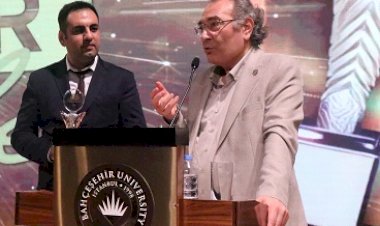 Üsküdar Üniversitesi Radyosu (ÜÜ Radyo), “Türkiye’nin en iyi üniversite radyosu seçildi