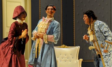 13 Sezon Boyunca Kapalı Gişe Oynayan Komik Opera