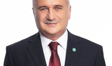 BÜTÜN HOCALAR BÖYLE OLSA…