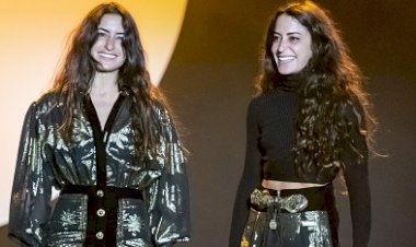 RAISAVANESSA NEW YORK FASHION WEEK SOLO DEFİLESİNİ SUNDU