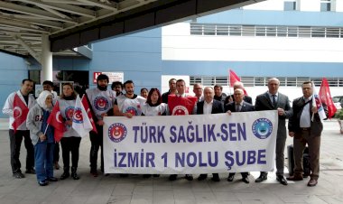 Sağlık ekip işidir bir hekimi hemşireyi teknisyeni memuru birbirinden ayırt edemezsiniz