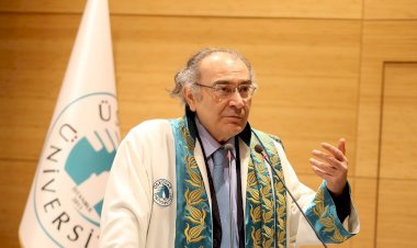 Prof. Dr. Nevzat Tarhan: Beyaz önlüklerinizi hekimlik sorumluluğunu hissederek onurunuzla taşıyın