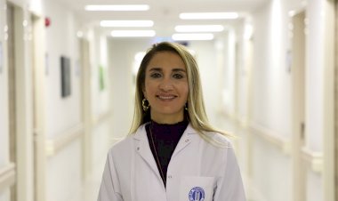 Sert Fırçalar Diş Eti Çekilmesine Neden Oluyor!
