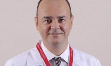BAŞ BOYUN KANSERLERİNİN 8 BELİRTİSİNE DİKKAT!