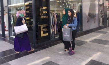 Ünlü tekstil firmaları mağazalarını kapatıyor