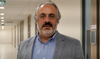Prof. Dr. Medaim Yanık: “Koronavirüse karşı psikolojimizi de sağlam tutabilmeliyiz”