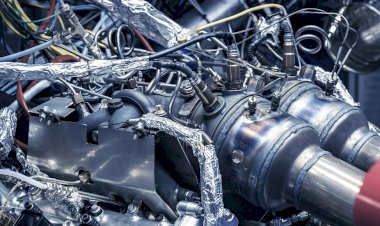 ASTON MARTIN YENİ BİR V6 DÖNEMİNE HAYAT VERİYOR