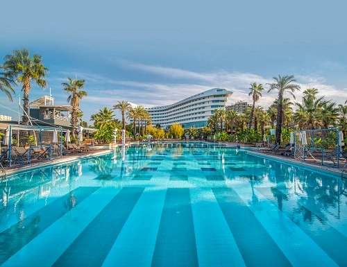 Concorde De Luxe Resort ‘Sağlık ve Hijyen Alanında Antalya’nın En İyisi’ ödülünü aldı