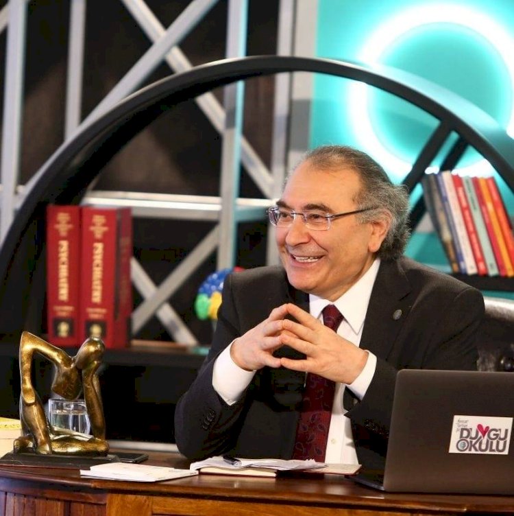 Algı yönetiminden korunmak için “Sokrates Filtresi”