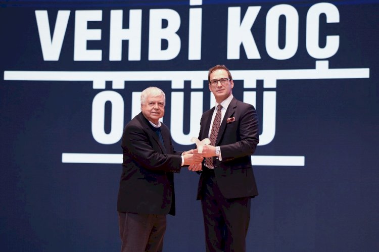 PROF. DR. İLHAN TEKELİ 19. VEHBİ KOÇ ÖDÜLÜ’NÜN SAHİBİ OLDU
