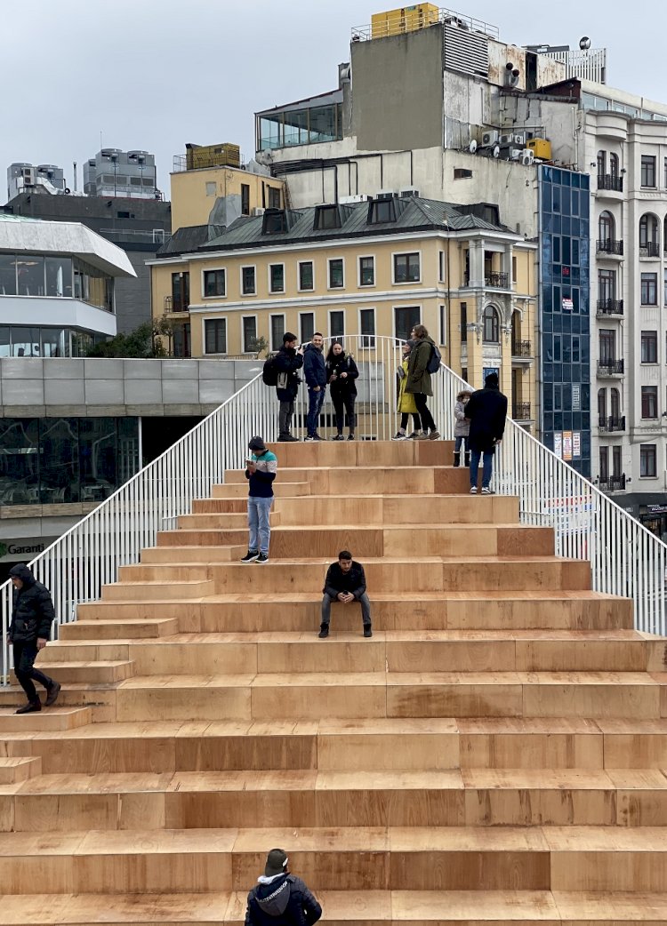 Taksim Meydanı’ndaki Kavuşma Durağı IND  Mimarlık’tan Arman Akdoğan tarafından tasarlandı