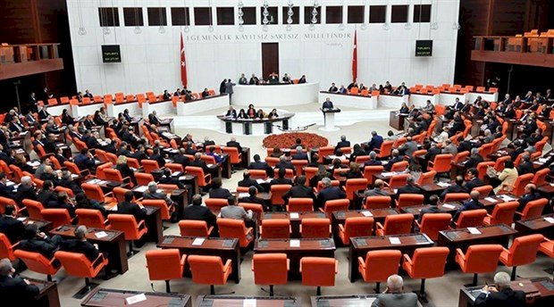 AKP, koronavirüs salgını sebebiyle infaz indirimi düzenlemesi için yeniden çalışma başlattı