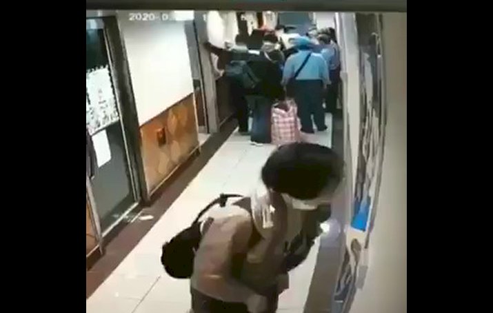 ÇİN'İN KORONAVİRÜS BULAŞTIRMA AJANI YAKALANDI!